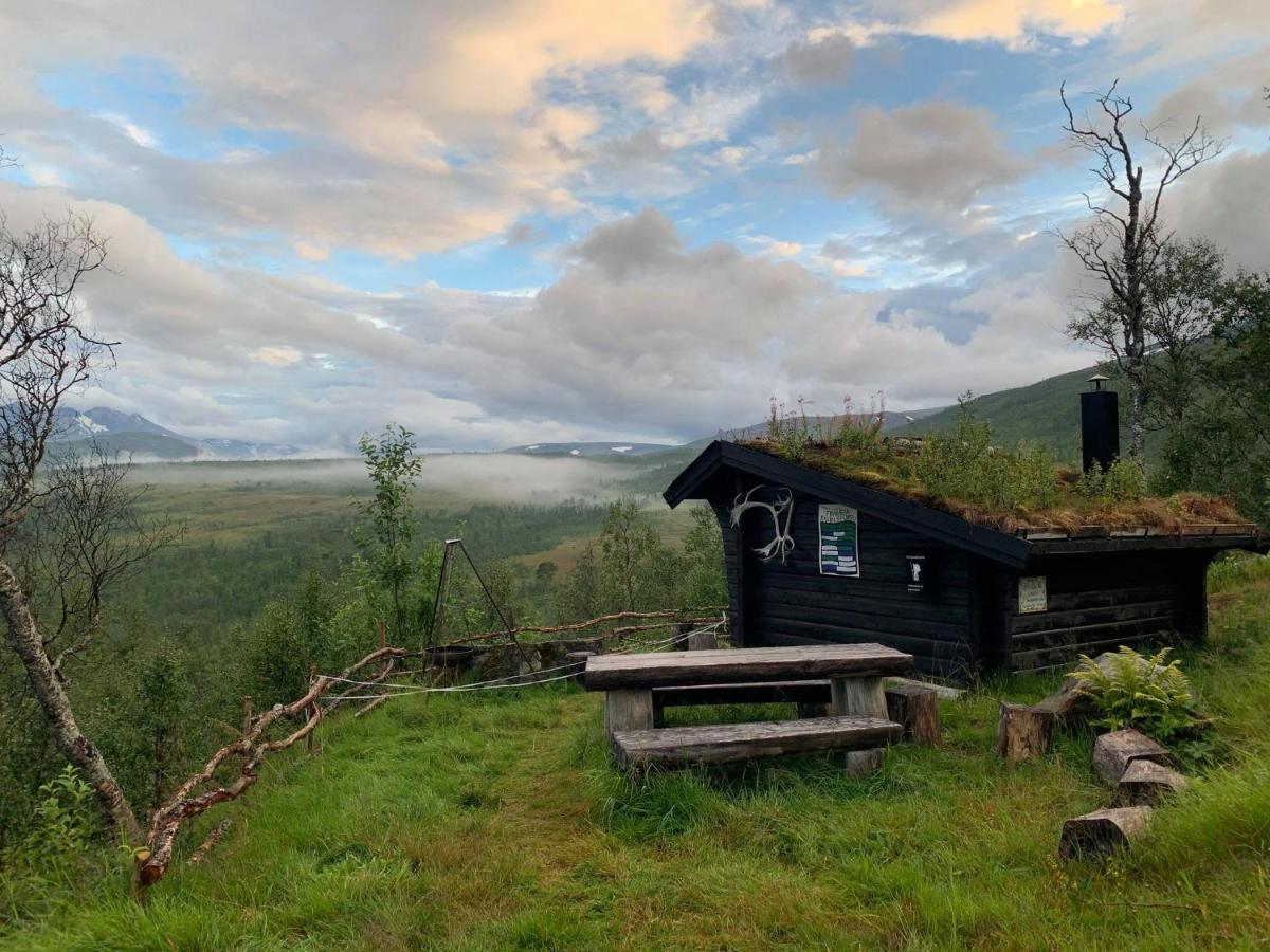 Вилла 100 Years Old Norwegian Log House In Тромсё Экстерьер фото