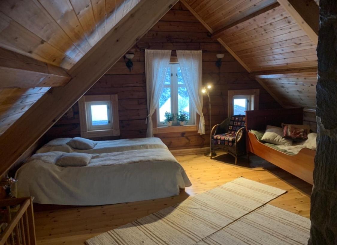 Вилла 100 Years Old Norwegian Log House In Тромсё Экстерьер фото